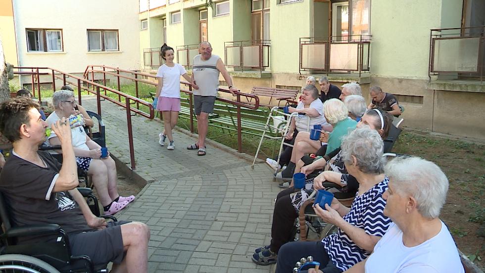 Fokozottan figyelnek ilyenkor az idsotthonokban lkre