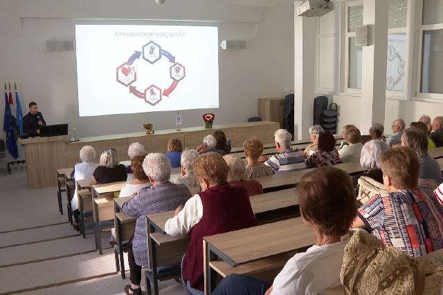 Megrendezt�k a Sz�v�nk napja eg�szs�gmeg�rz� programot