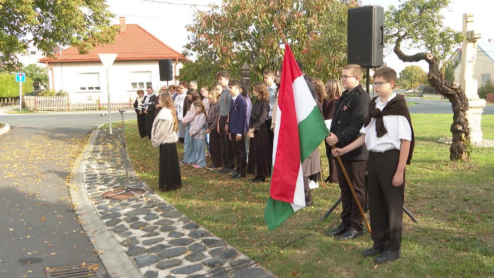 Andráshidán is megemlékeztek az ’56-os eseményekről Andráshidán is megemlékeztek az ’56-os eseményekről
