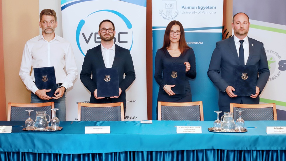 Együttműködési megállapodást kötött a Pannon Egyetem, a Zalai Egyetemi Sportegyesület és a Veszprémi Egyetemi Sport Club Együttműködési megállapodást kötött a Pannon Egyetem, a Zalai Egyetemi Sportegyesület és a Veszprémi Egyetemi Sport Club
