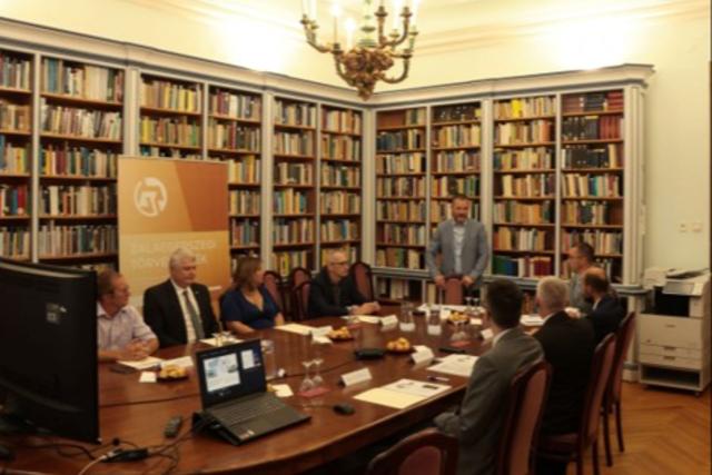 Lexplorer – Marosv�s�rhelyi deleg�ci� a Zalaegerszegi T�rv�nysz�ken