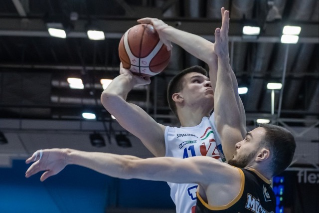 Remek sz�ri�ban a ZTE KK U20-as csapata