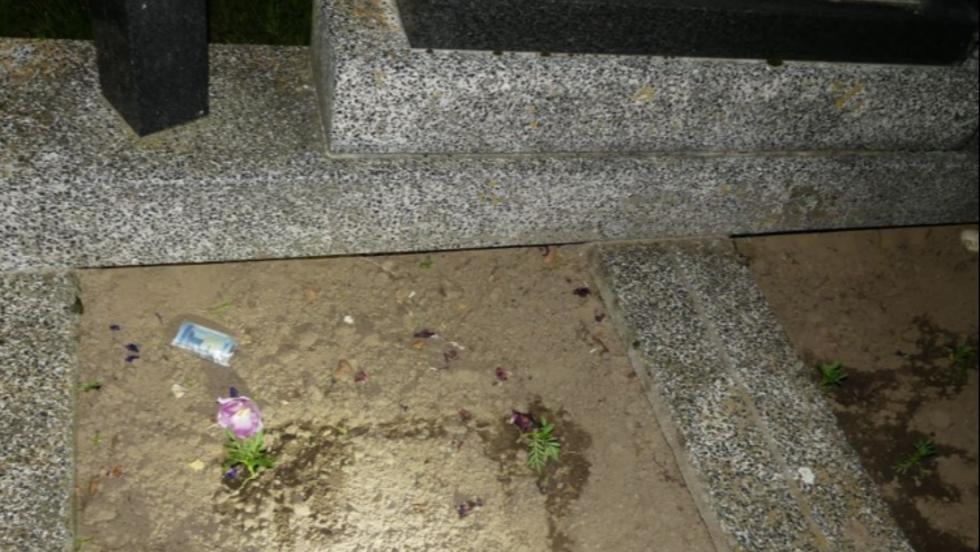 Rokona sírjába rejtette a lopott pénzt a zalai nő Rokona sírjába rejtette a lopott pénzt a zalai nő