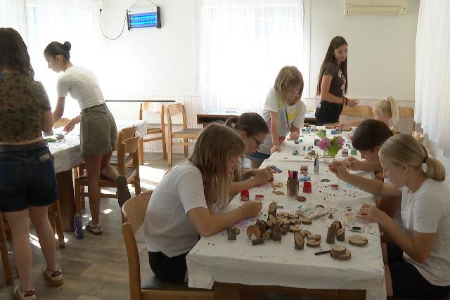 Mandalat�bornak adott otthont az Az�lea H�z