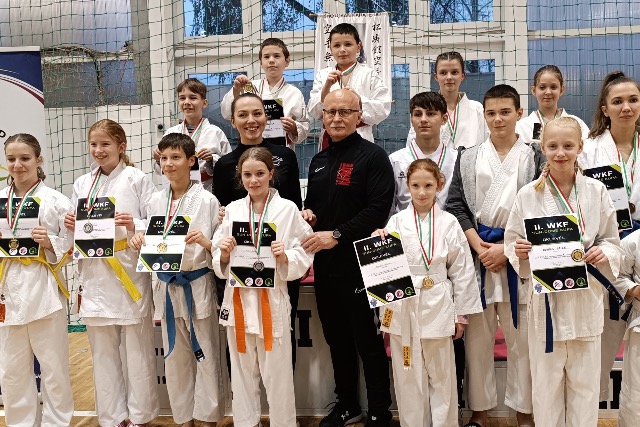 Tizenhat rmet szereztek a ZRKA versenyzi  