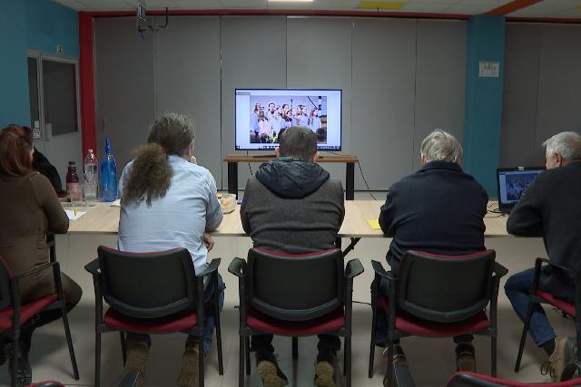 D�nt�ttek – �rt�kelt�k a sajt�fot� p�ly�zatra �rkezett alkot�sokat   