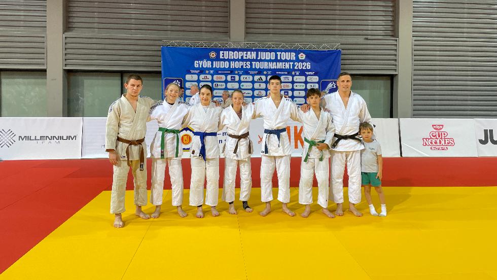 Gy�rben gy�jt�ttek �rt�kes tapasztalatokat a Zalaegerszegi Judo SE fiataljai

