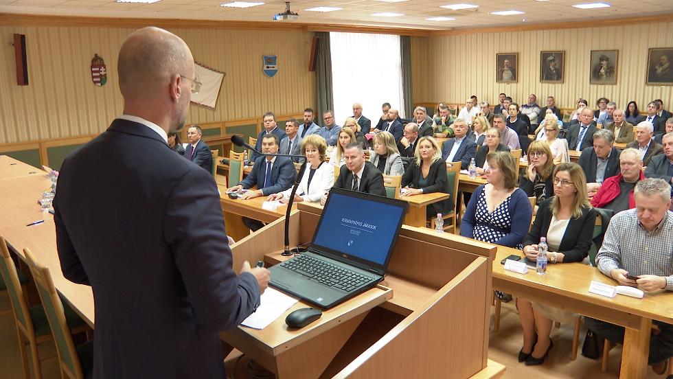 Versenyképes járások – januárban indul az új területfejlesztési program Versenyképes járások – januárban indul az új területfejlesztési program