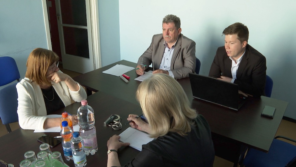 Közgyűlés után – Sajtótájékoztatót tartott a Tiéd a város képviselőcsoport   