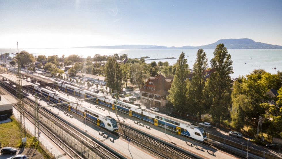 Hétvégén indul a MÁV-Volán-csoport főszezoni menetrendje Hétvégén indul a MÁV-Volán-csoport főszezoni menetrendje