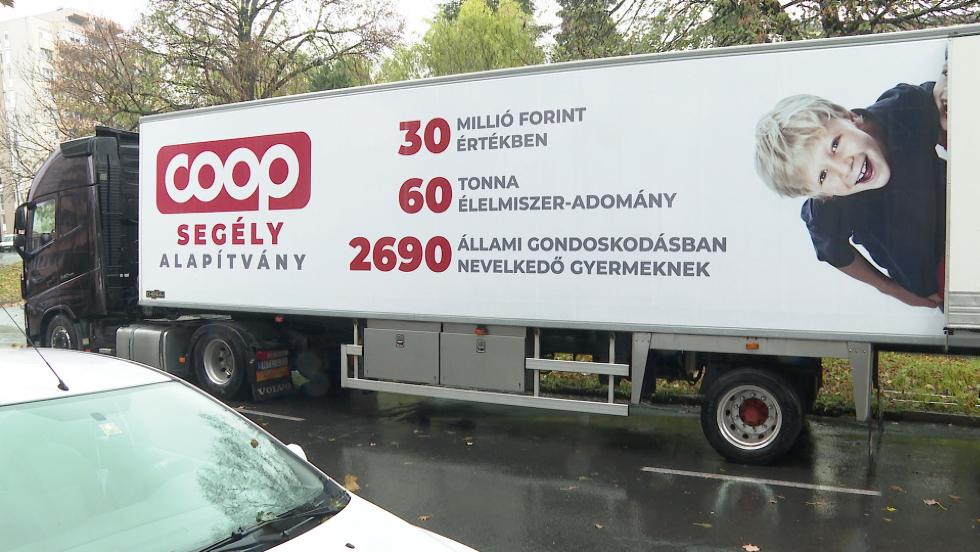 Megérkezett a Coop segélykamion Megérkezett a Coop segélykamion