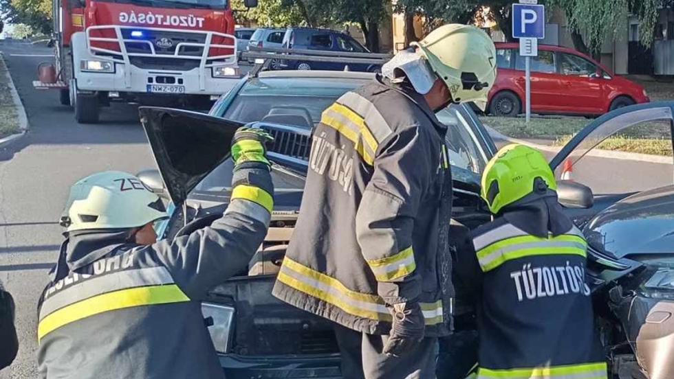 Két autó karambolozott Zalaegerszegen Két autó karambolozott Zalaegerszegen
