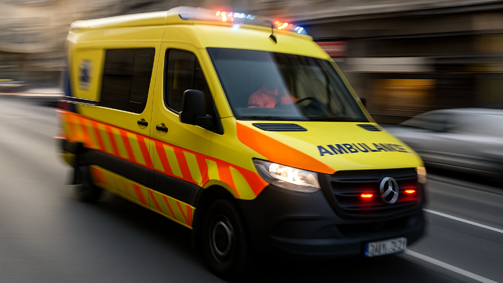 A szilveszter vesz�lyei: pet�rdabaleset ut�ni r�ntgenk�pet osztott meg a ment�szolg�lat