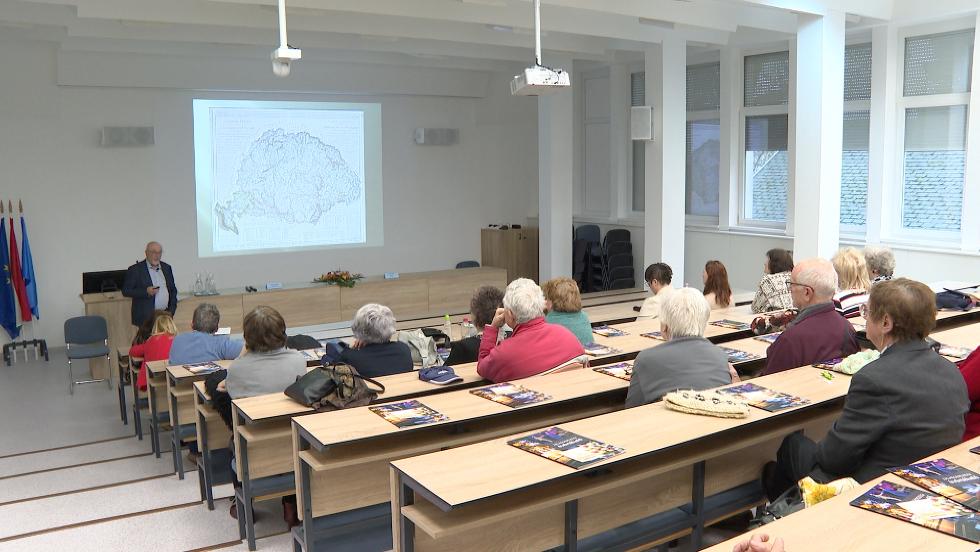 Megtartották az idei első Senior Akadémiát Megtartották az idei első Senior Akadémiát