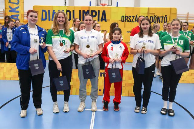 Kosárlabda Diákolimpia: zalaegerszegi csapatok a legjobbak között Kosárlabda Diákolimpia: zalaegerszegi csapatok a legjobbak között
