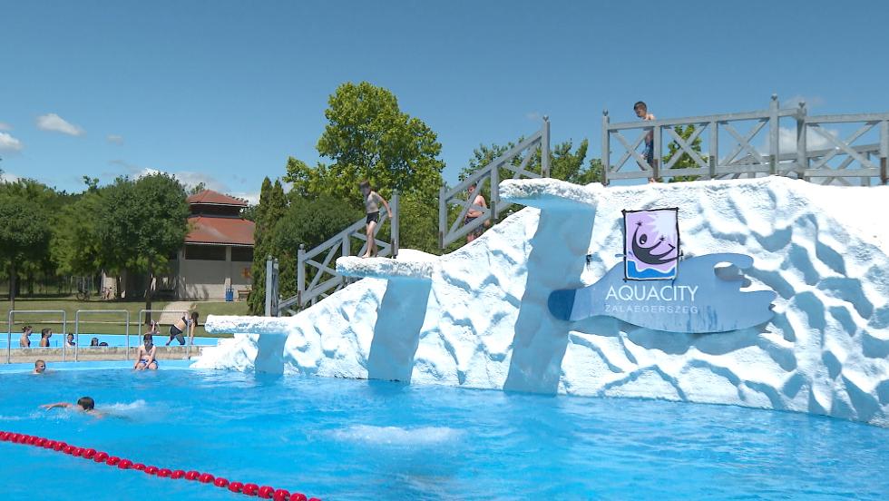 Nulladik nap az AquaCityben