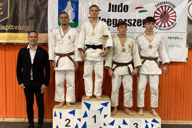 Bronzérem a hazai tatamin: Mátéffy Gábor dobogóra állhatott az ob-n
Bronzérem a hazai tatamin: Mátéffy Gábor dobogóra állhatott az ob-n