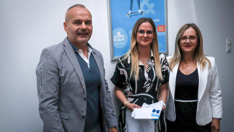 Rekordsz�m� szavazat �rkezett a kedvenc tesitan�rokra
