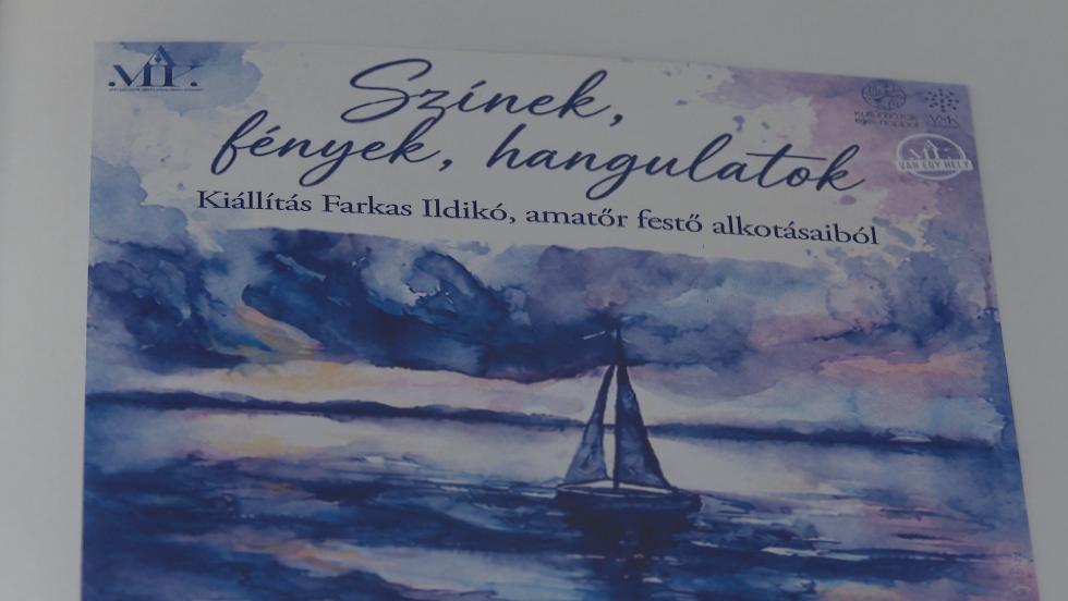Sz�nek, f�nyek, hangulatok – Ki�ll�t�smegnyit� az Ap�czaiban