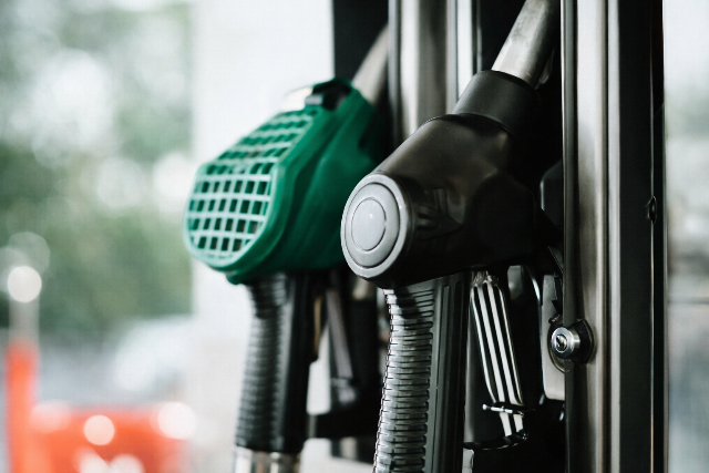 �gy v�ltoznak az �zemanyag�rak keddt�l