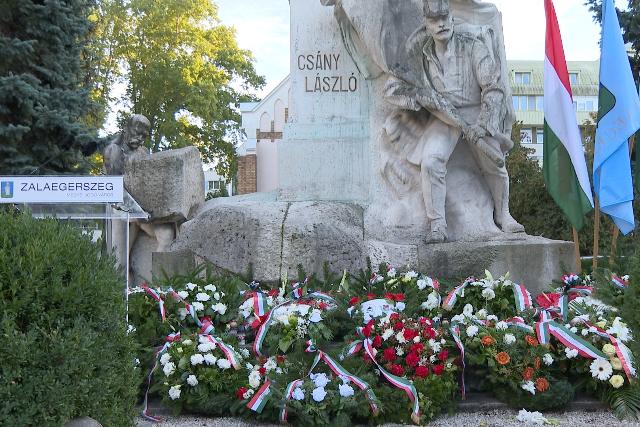 Nemzeti gysznap – Az aradi vrtankra emlkeztek  