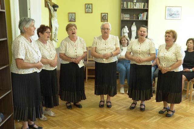 Jubiláltak – Harmincöt éves az Andráshidai Idősek Klubja Jubiláltak – Harmincöt éves az Andráshidai Idősek Klubja