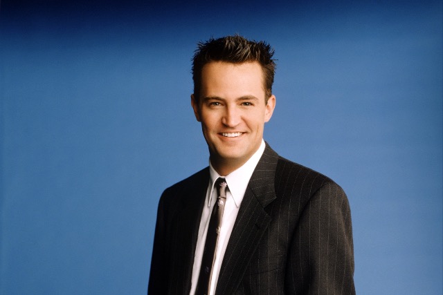 Meghalt Matthew Perry, a Jbartok Chandlere