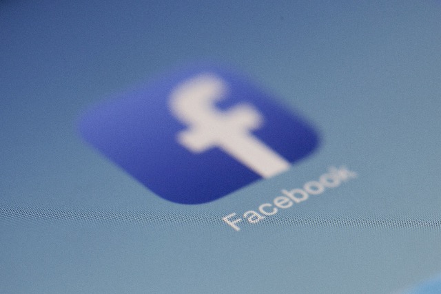 Vigyázat, félelmetesen trükkös módszerrel próbálják a csalók feltörni a magyarok Facebook-fiókjait Vigyázat, félelmetesen trükkös módszerrel próbálják a csalók feltörni a magyarok Facebook-fiókjait