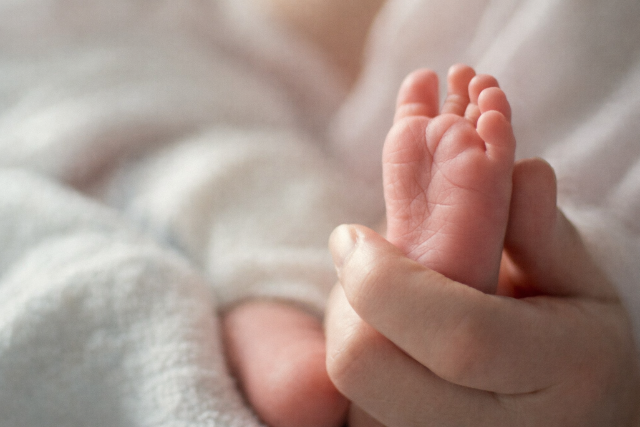 Pontban �jf�lkor sz�letett meg az �j �v els� magyar bab�ja 
