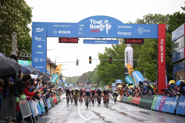 Tour de Hongrie: Jakobsen az ess keszthelyi sprint