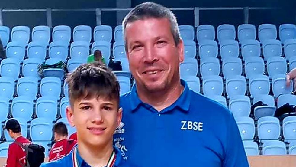 Szanati Máté ezüstérmes az U15-ös magyar bajnokságon Szanati Máté ezüstérmes az U15-ös magyar bajnokságon