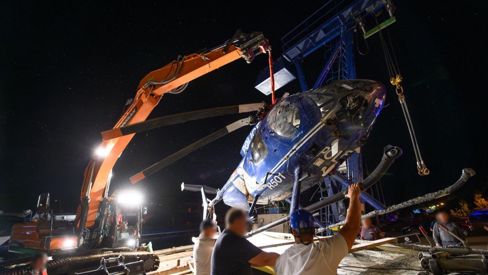 Emiatt zuhanhatott a Balatonba a rendőrségi helikopter Emiatt zuhanhatott a Balatonba a rendőrségi helikopter
