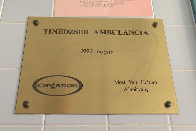 Tin�dzser Ambulancia – T�mogat�s az els� l�p�sekt�l