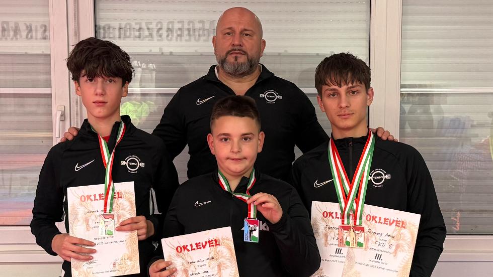 Sikeresen szerepeltek a Zalaegerszegi Regionális Karate Akadémia növendékei a Goju Kupán
Sikeresen szerepeltek a Zalaegerszegi Regionális Karate Akadémia növendékei a Goju Kupán