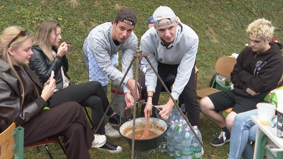 F�z�verseny, vet�lked�k �s sportprogramok a Ganz �brah�m Technikumban