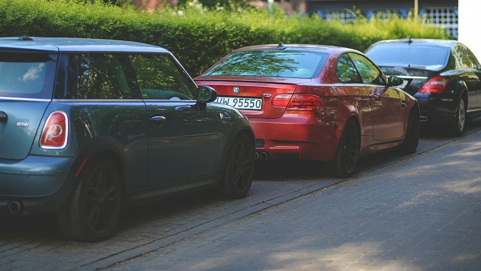 Parkolás a házunk előtt – sokba kerülhet, ha ezt nem tudjuk Parkolás a házunk előtt – sokba kerülhet, ha ezt nem tudjuk