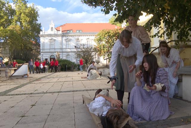 V�rosn�z� s�t�t tartottak az 1826-os t�zv�szek t�rt�nete nyom�n