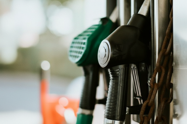 Megsz�lalt a Mol a tankol�sra bevezetett mennyis�gi korl�toz�sr�l