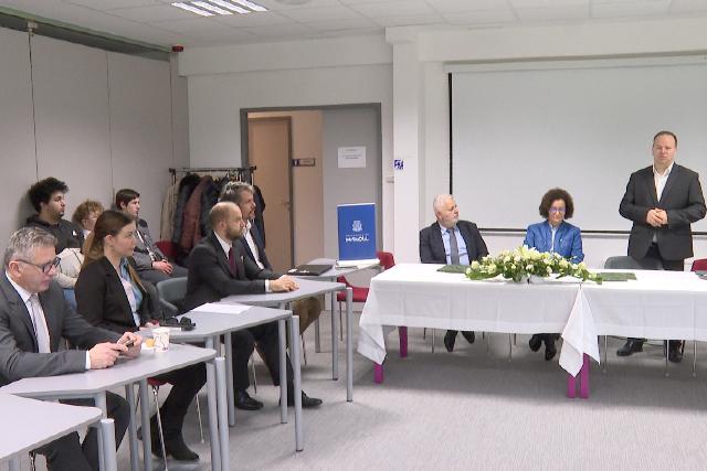 Innov�ci�s nap a k�pz�k�zpontban   