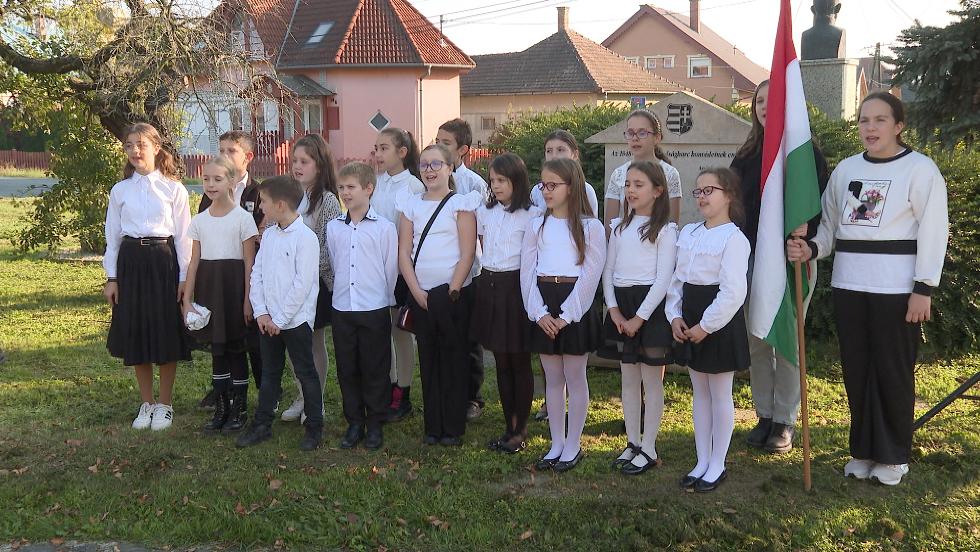 Andráshidán is megemlékeztek az '56-os hősökről Andráshidán is megemlékeztek az '56-os hősökről