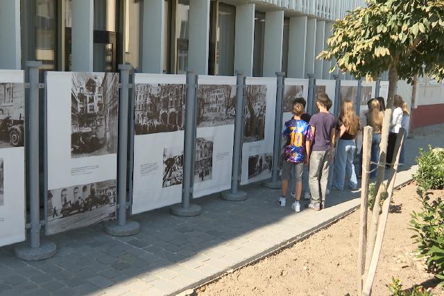 „Rem�ny �s dr�ma. Magyarorsz�g ’56” – Szabadt�ri fot�ki�ll�t�s ny�lt