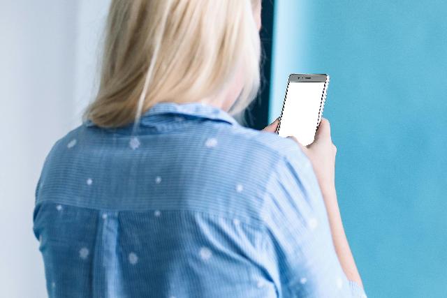 Hívás közben is ellenőrizhetik az OTP ügyfelei, hogy tényleg a bank ügyintézőjével beszélnek-e Hívás közben is ellenőrizhetik az OTP ügyfelei, hogy tényleg a bank ügyintézőjével beszélnek-e