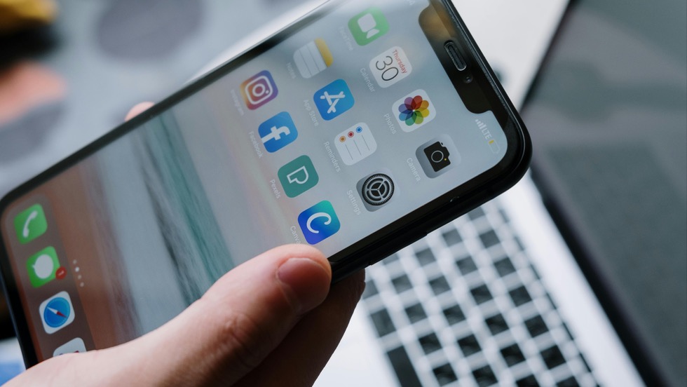Egy korszak vget r? Szmzik az SMS-t az letnkbl