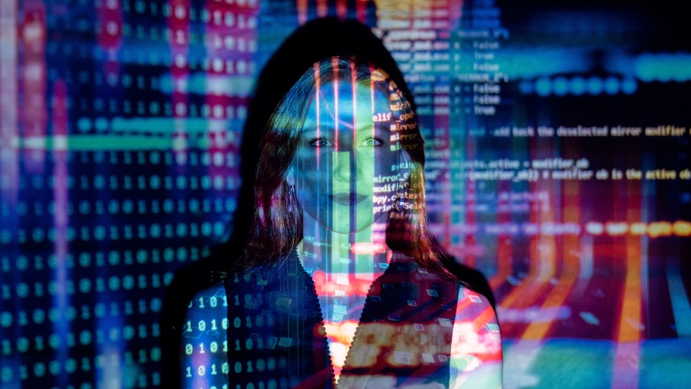Mesterséges intelligenciával klónozta barátnőjét egy férfi Mesterséges intelligenciával klónozta barátnőjét egy férfi