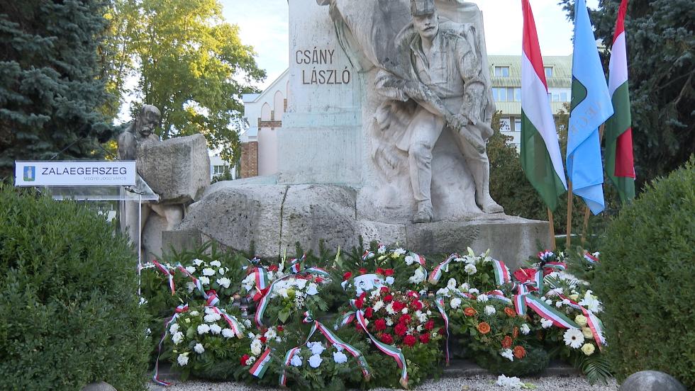 Nemzeti gyásznap – Az aradi vértanúkra emlékeztek Nemzeti gyásznap – Az aradi vértanúkra emlékeztek