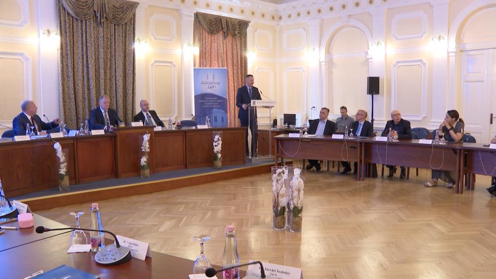 Zalaegerszegen ülésezett a jegyzői kollégium Zalaegerszegen ülésezett a jegyzői kollégium