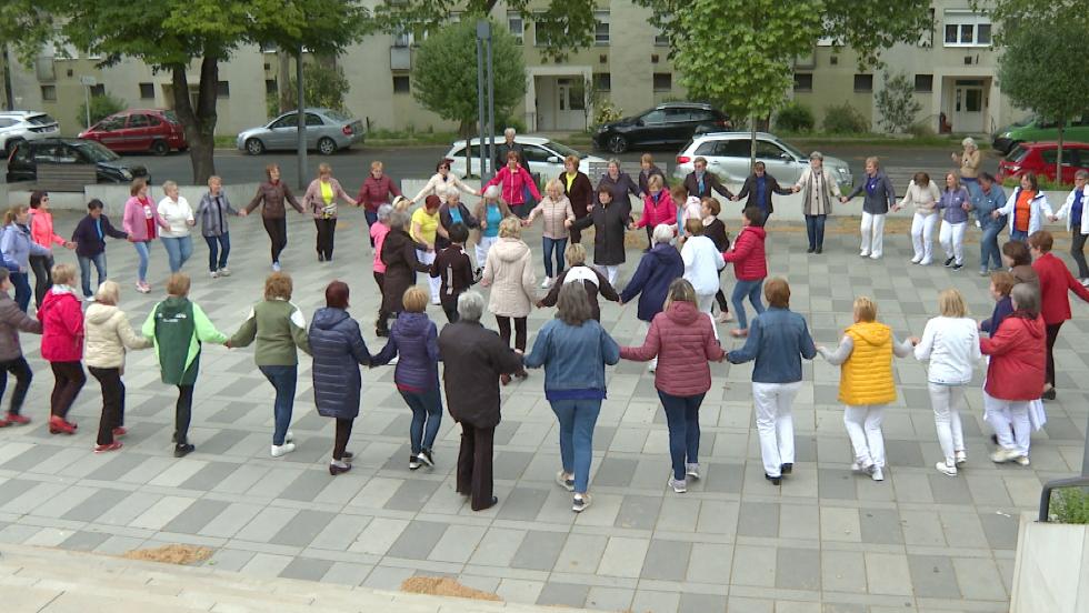 Örömtánc-randevú a VMK-ban Örömtánc-randevú a VMK-ban