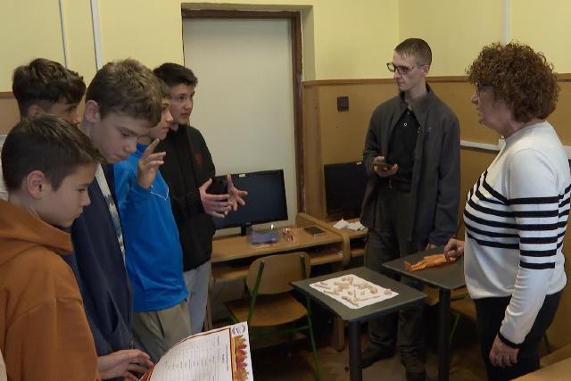 Nyolc iskola csapatai versenyeztek a termszettudomnyos vetlkedn