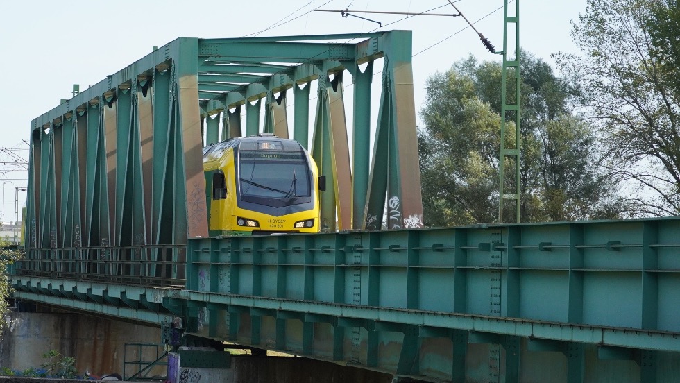 A GYSEV veszi t a szemlyszlltst a Zalaegerszeg-Rdics s a Zalaegerszeg-rihodos vonalakon 