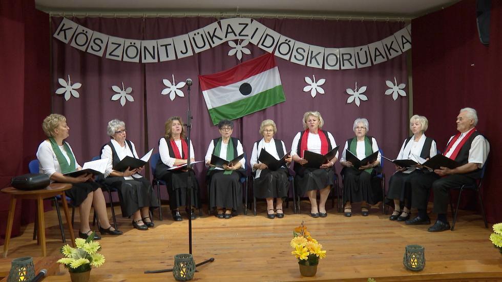 Megemlékeztek Zalabesenyőben az 1956-os forradalom és szabadságharc eseményeiről Megemlékeztek Zalabesenyőben az 1956-os forradalom és szabadságharc eseményeiről
